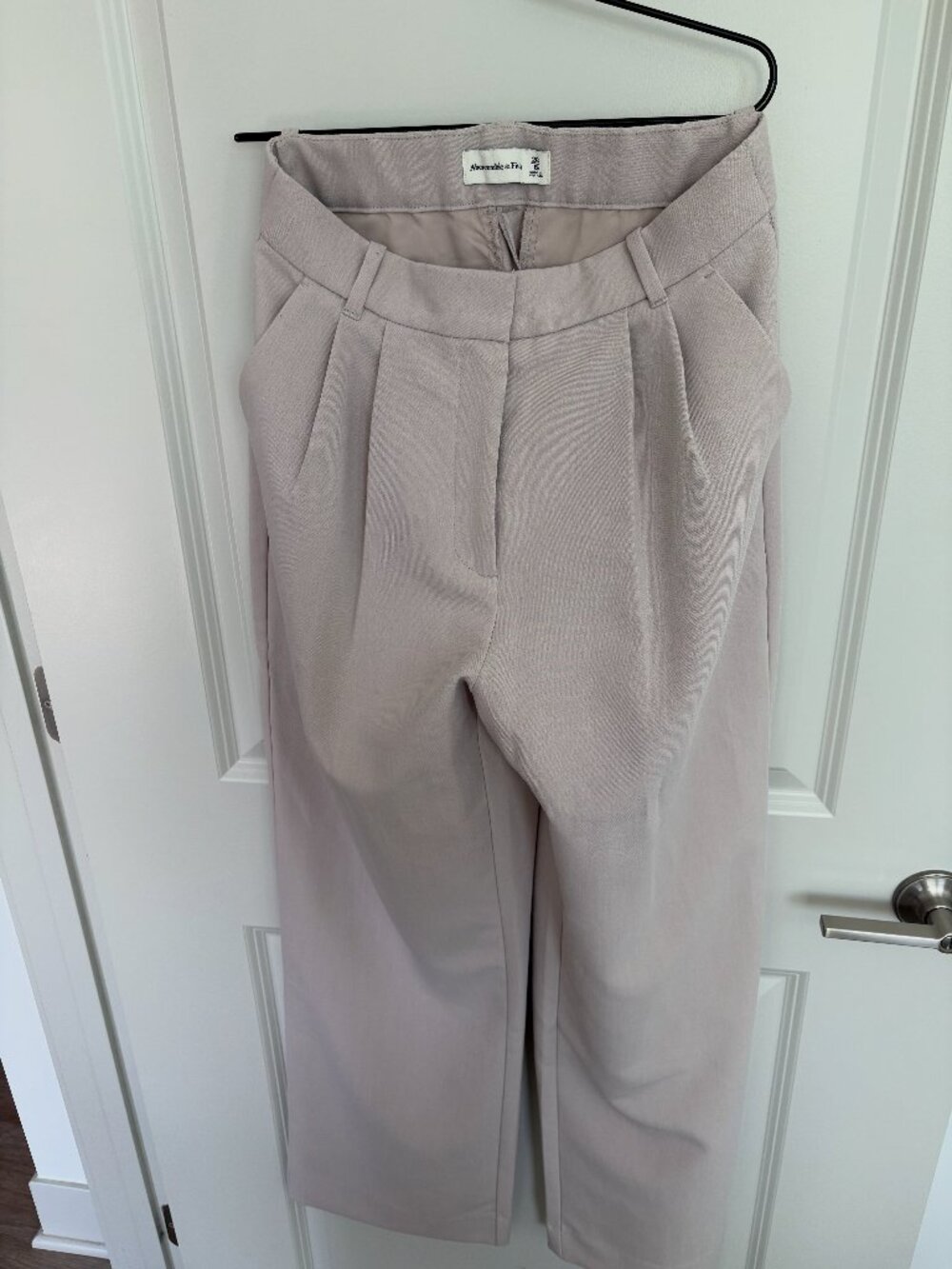 Abercrombie & Fitch High Rise Sloane Tailored Trousers